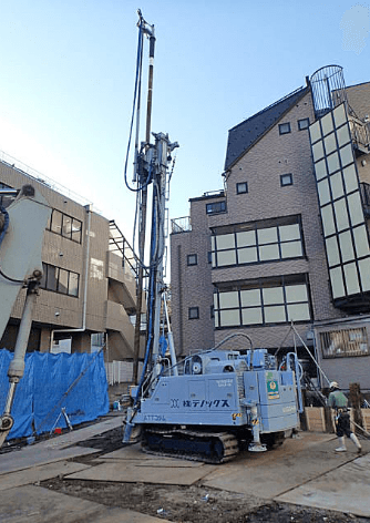 摩擦杭,市街地?狹隘地での施工