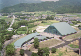 大學(xué)體育館