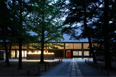 東大寺総合文化センター